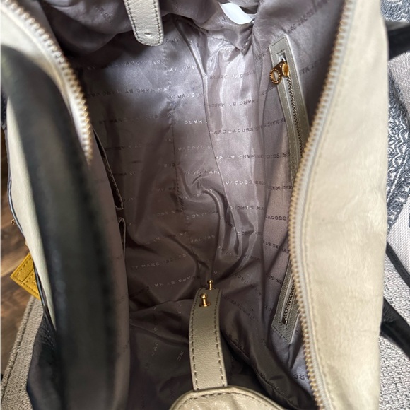 Marc by Marc Jacobs Preppy Pearl Colorblock Leather Satchel - Picture 7 of 8